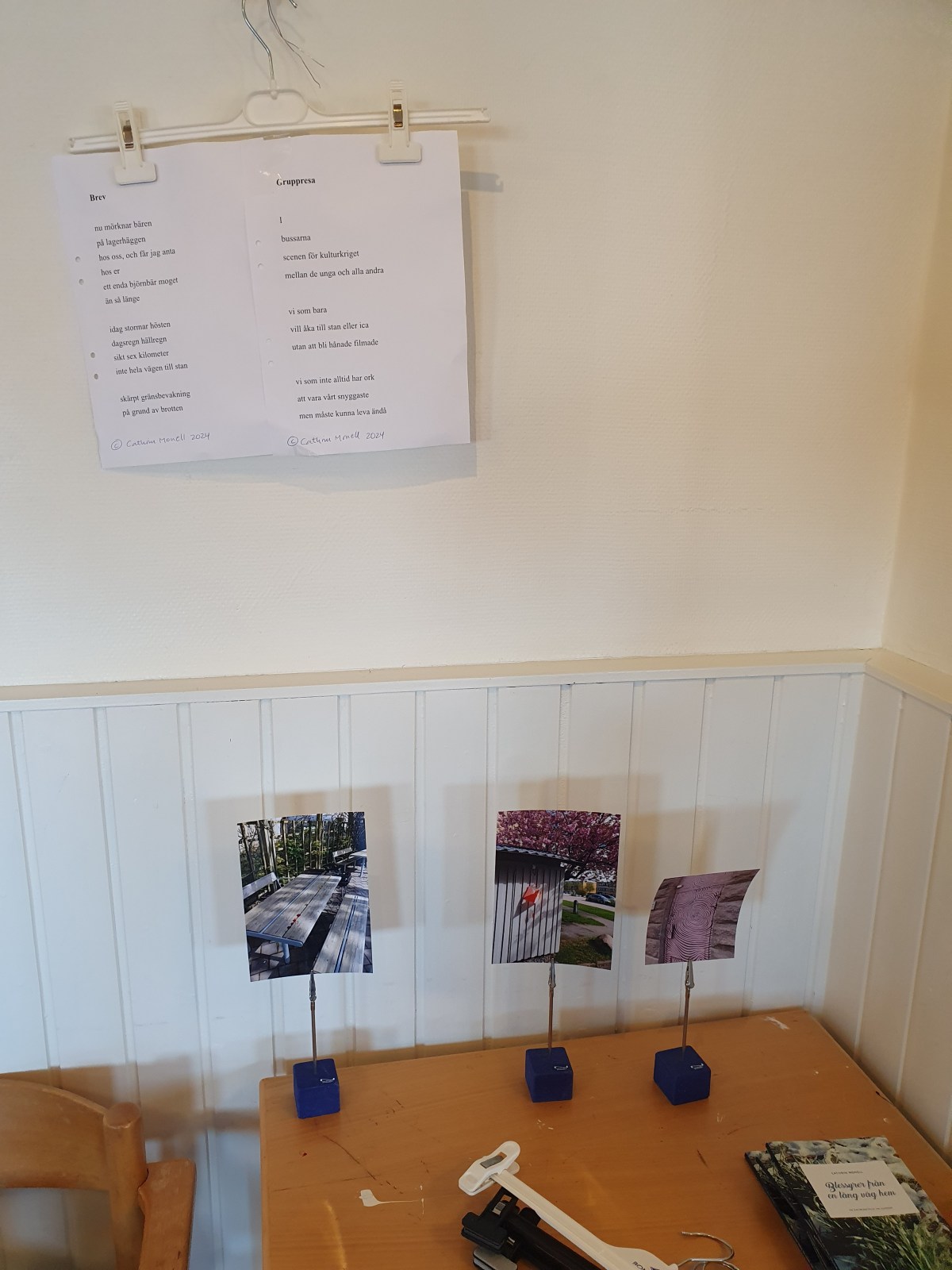 Imorgon diktutställning!